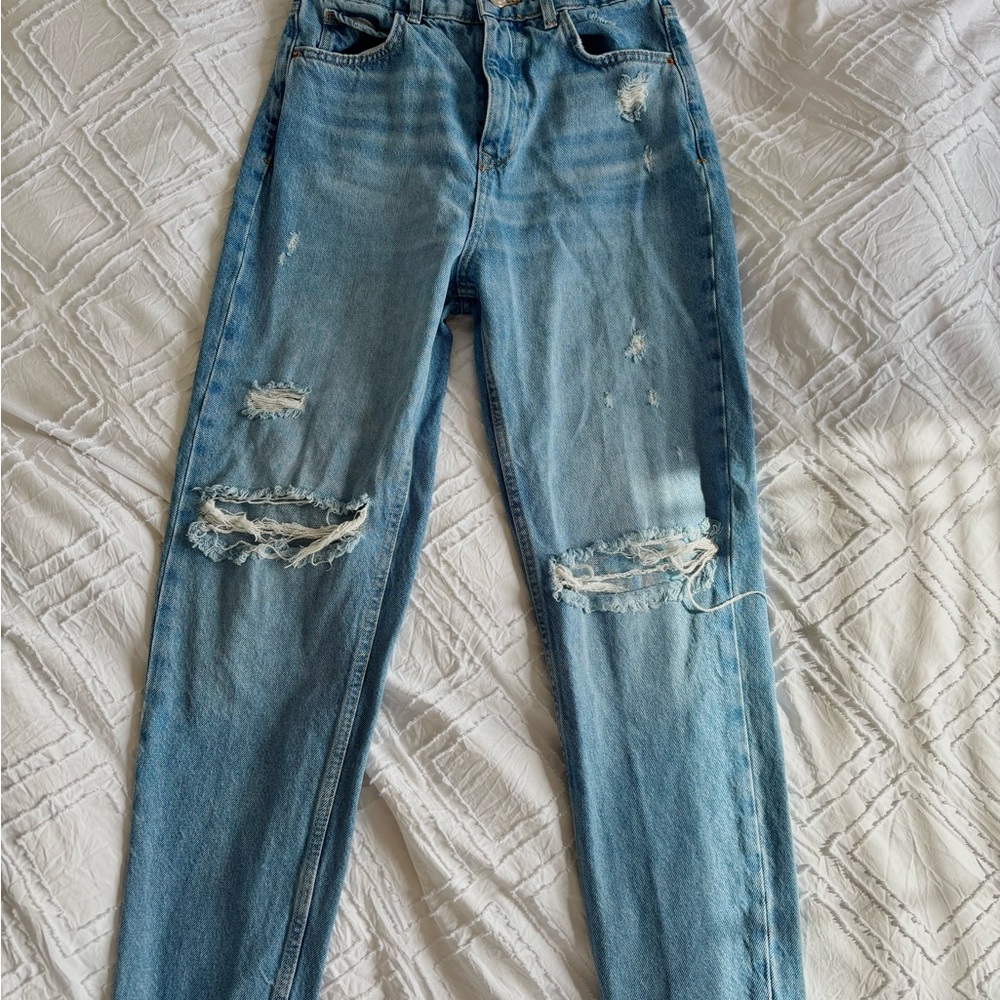 Zara Straight Blue Jeans